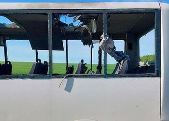 Появилось фото с места удара беспилотников по автобусам в Белгородской области