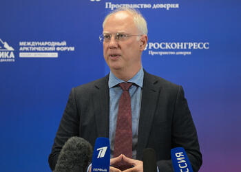 Дмитриев назвал фатальными и идиотскими ошибки главы ЕК фон дер Ляйен