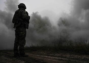 Российский боец чудом спасся от дронов и артиллерийской атаки ВСУ и рассказал об этом