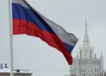 Премьеры Канады и Британии пообещали давить на Россию
