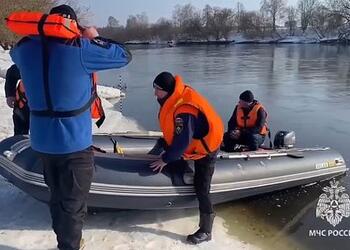 МЧС обнародовало новые кадры после обнаружения тела второго пропавшего под Москвой ребенка