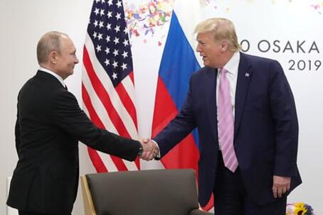 Генсек НАТО назвал сумевшего выйти из «тупика» в отношениях с Путиным лидера