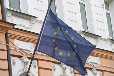 Евросоюз отказался пересматривать согласованный кредит Украине