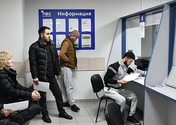 Названы самые высокооплачиваемые мигранты в России