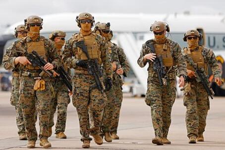 США направят тысячи военных на Ближний Восток