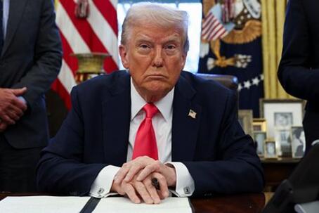 Трамп заявил о проведении одной из самых мощных бомбардировок