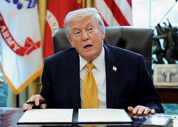 Трамп пригрозил уничтожить электростанции Ирана