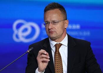 Глава МИД Венгрии заявил об украинском следе в его прослушке