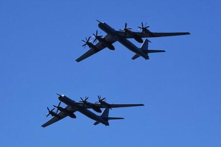 В России объяснили погоню самолетов США и Канады за бомбардировщиками Ту-142