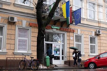 Назван срок задержки кредита для Украины Венгрией