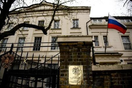 Посольство оценило последствия санкций против России для Британии
