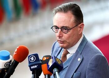 Премьер Бельгии объяснил свои слова о диалоге с Россией