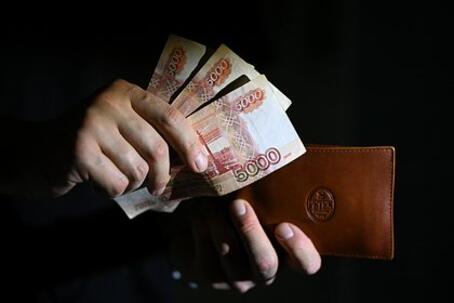 Погрязших в долгах россиян уличили в инфантильности