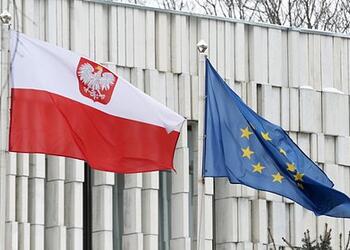 Поляк угрожал ножом украинцу в трамвае